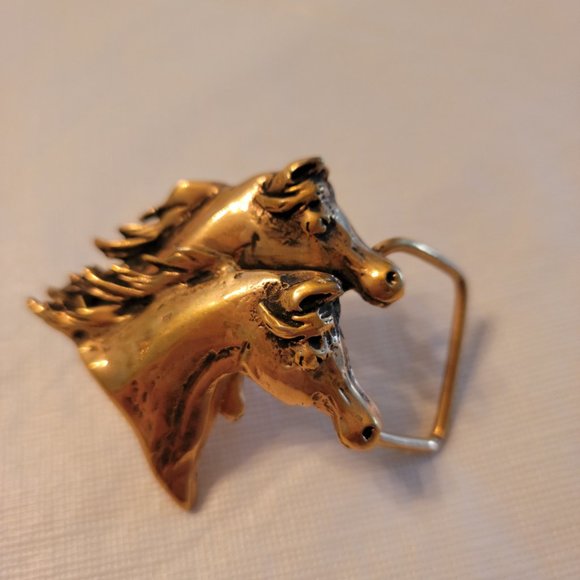 Closet clean out - Picture 3 of 16